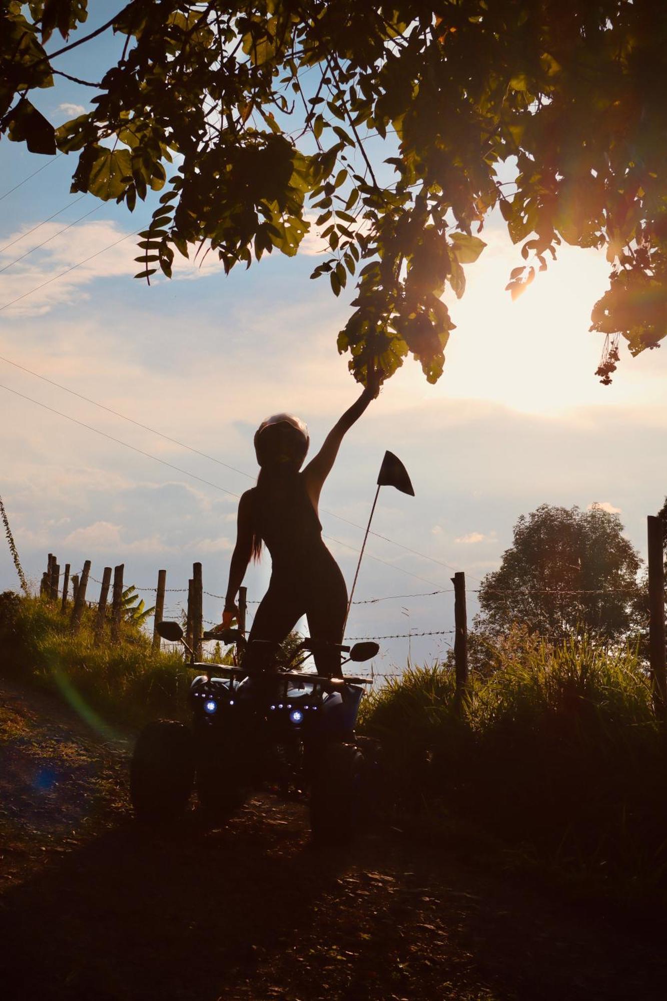 Chami Glamping Villa Manizales Kültér fotó